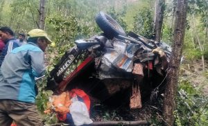 रोल्पामा गाडी दुर्घटना हुँदा ६ जनाको मृत्यु